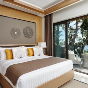 Feng Shui bedroom interior photo design