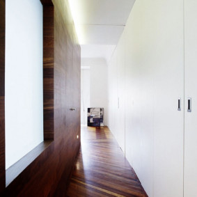 laminate on the wall in the hallway