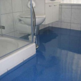 Lesklý modrý povrch podlahy
