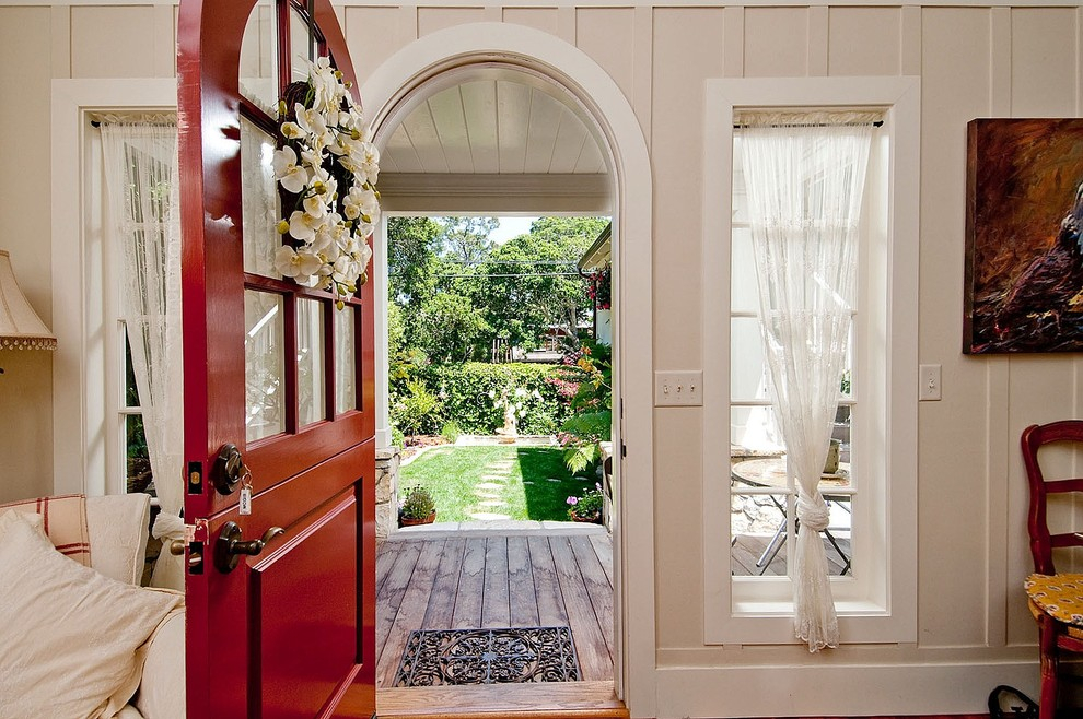 curtains in the hallway in a private house design photo