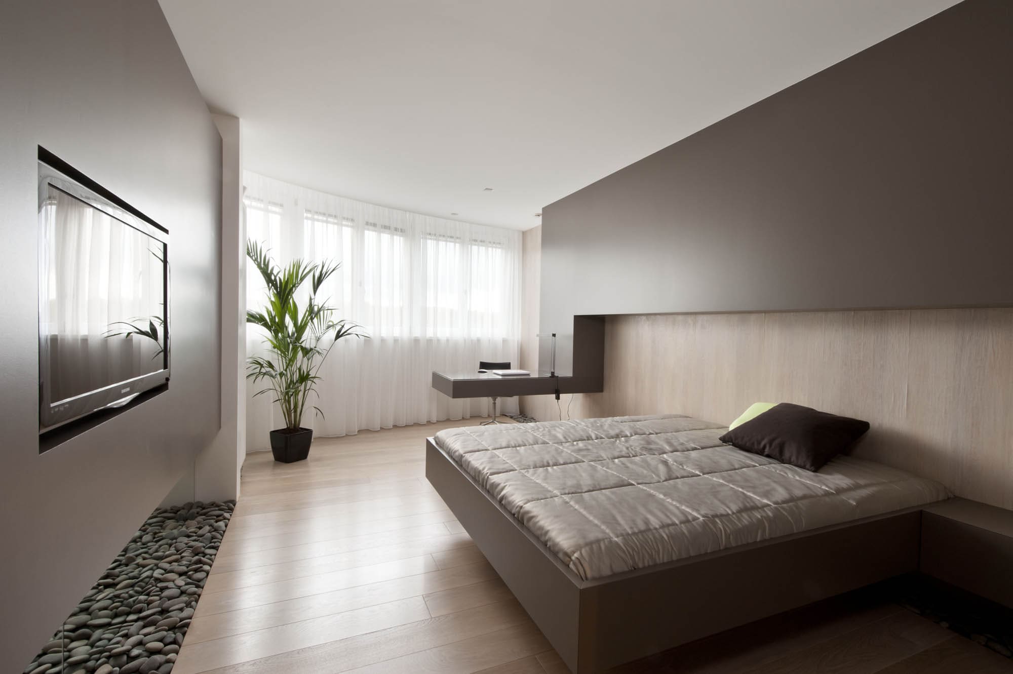 minimalismi makuuhuoneen sisustuskuva