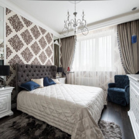 neoklasyczna dekoracja fotografii sypialni