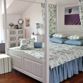 Fotografie interioară dormitor în stil Provence