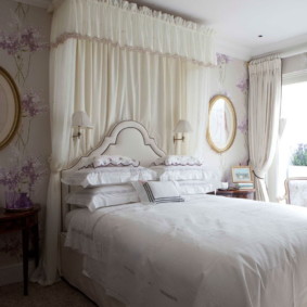 Opțiuni interioare pentru dormitor în stil Provence