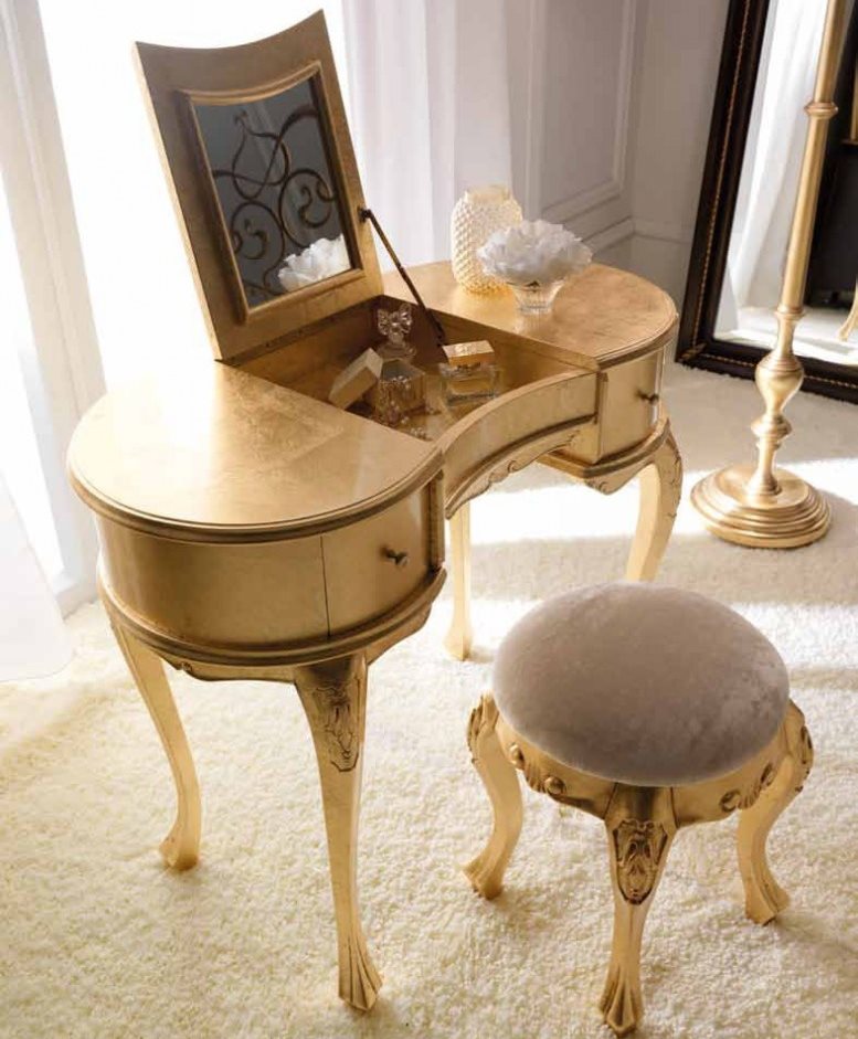 Classic wooden dressing table