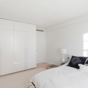 minimalista szekrény
