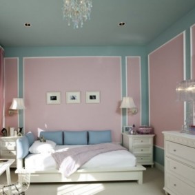 Klasiski rozā guļamistaba