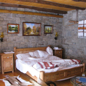 Dekor Boyalı Yatak Odası Duvar