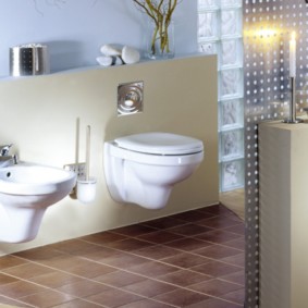 toilet installatie interieur