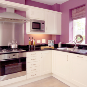 vopsea de bucătărie violet