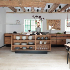 keuken in een houten huis interieur foto