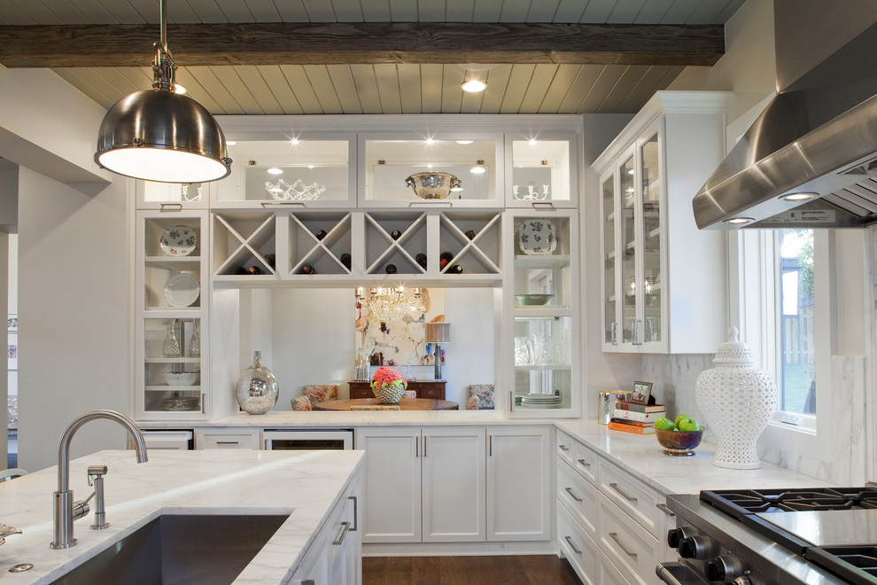 keuken in een houten huis