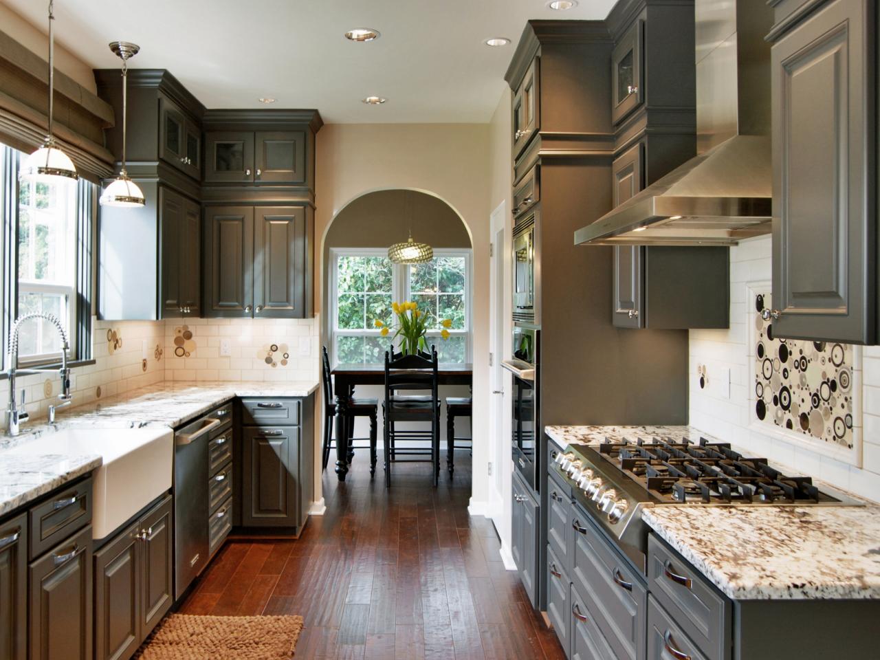 kitchen in a country house types of photos