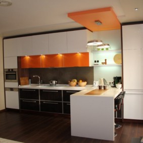 virtuves komplekts ar bāra letes dizaina idejām