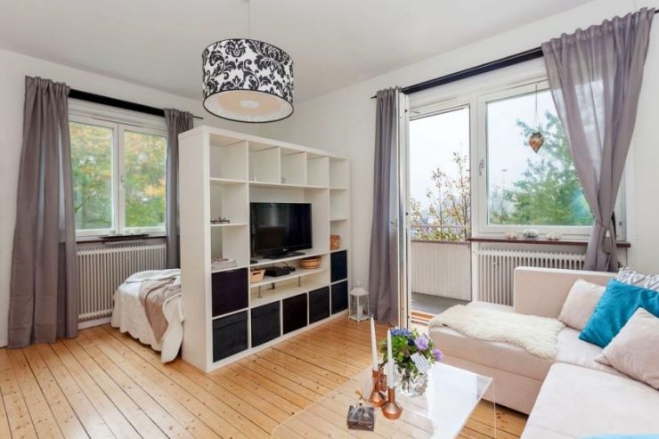 studio appartement met bed en sofa interieur foto