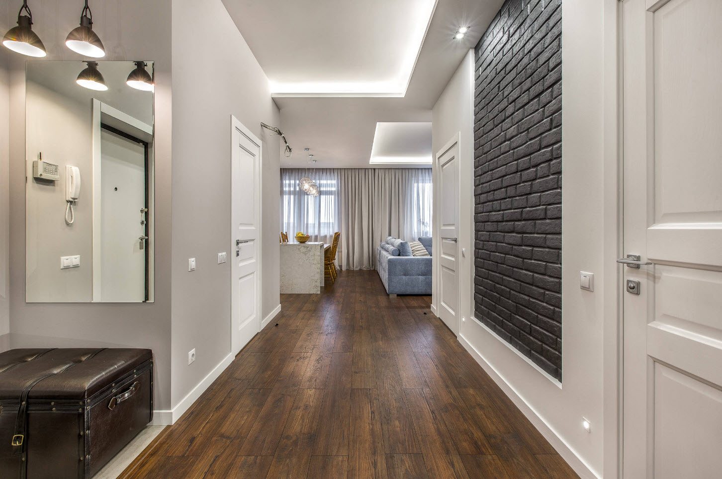 laminate flooring in the hallway photo options