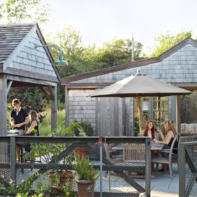 Cottage complex met tuinhuisje en zomerkeuken