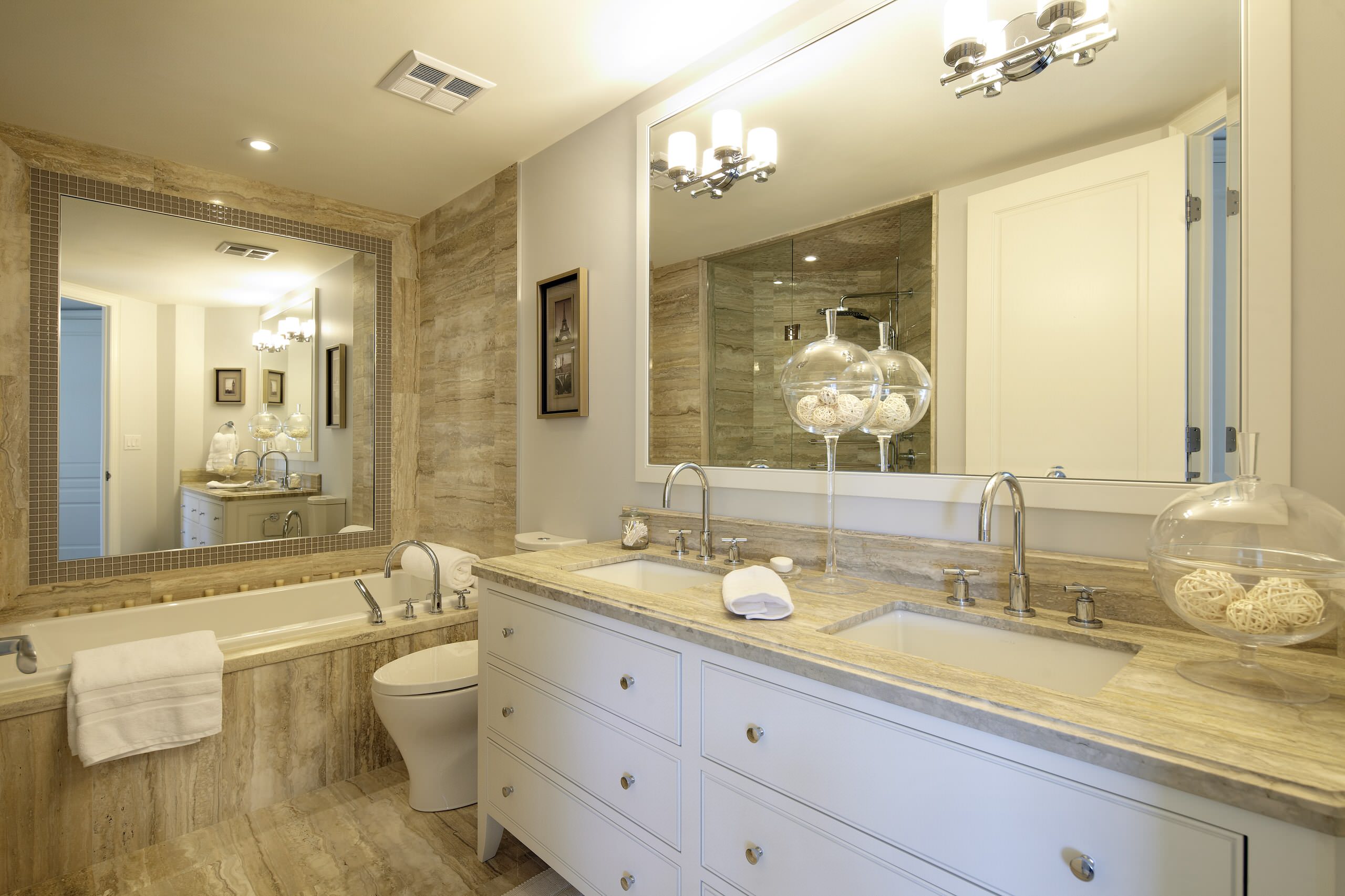 mirror height above the bathroom sink