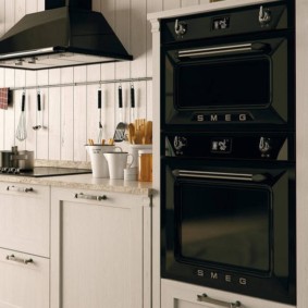 microwave placement in the kitchen ideas overview