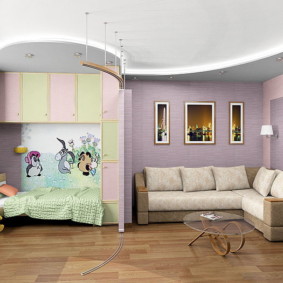 kombinácia obývacej izby a detskej výzdoby