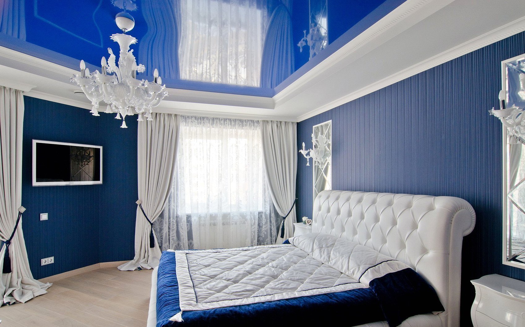 guļamistaba ar zilu krāsu foto idejām