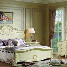 klasiskās guļamistabas interjera foto
