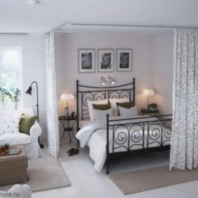 soggiorno e camera da letto in un unico design
