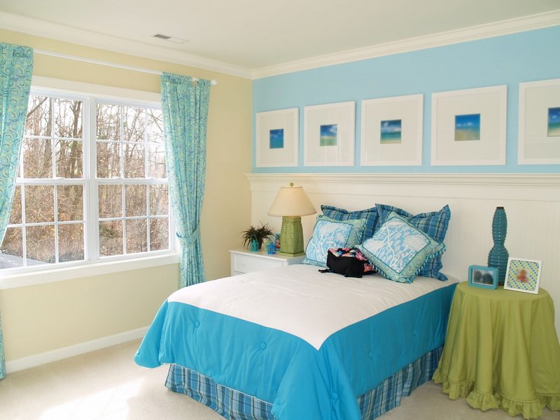 phòng ngủ trong ý tưởng thiết kế màu xanh