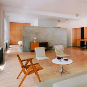 mga ideya ng minimalism style living room na disenyo