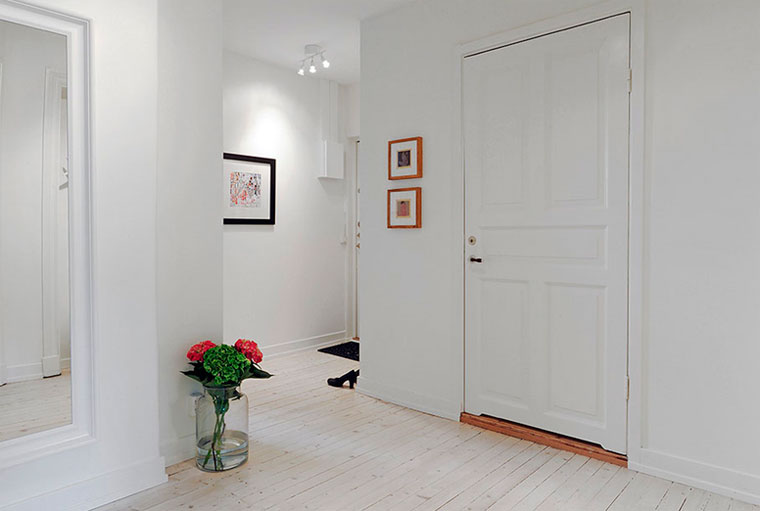 bright doors in the apartment options