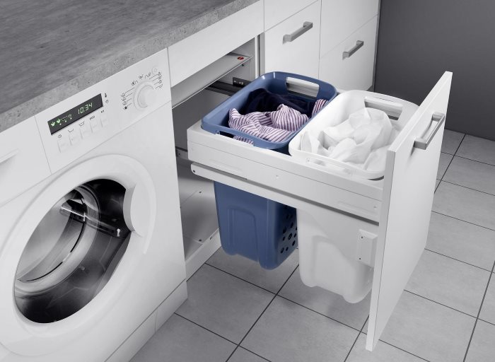 Sertar în dulap pentru o mașină de spălat