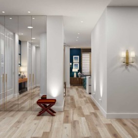 laminate flooring in the hallway of the house