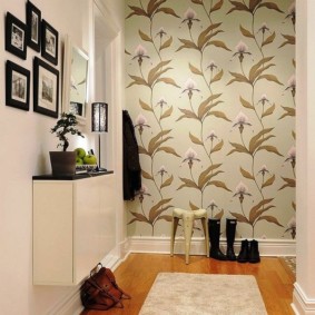 wallpaper design for a narrow interior photo corridor