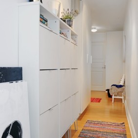 apartman fotoğraf dekorunda dar koridor