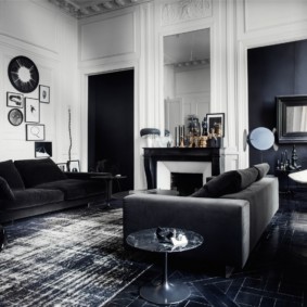 Black and white high ceiling living room