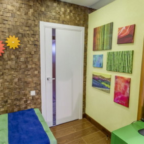 Wood wall decor in the nursery