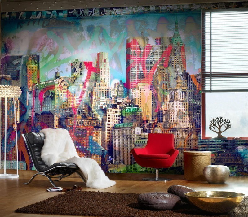 Panorama della città sul muro del soggiorno nell'appartamento