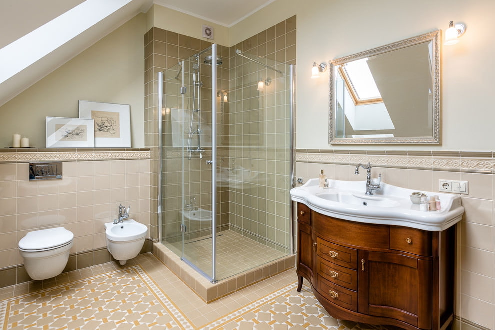 Klasiskā stila bēniņu vannas istaba