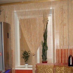 cortinas de filamentos na cozinha design foto