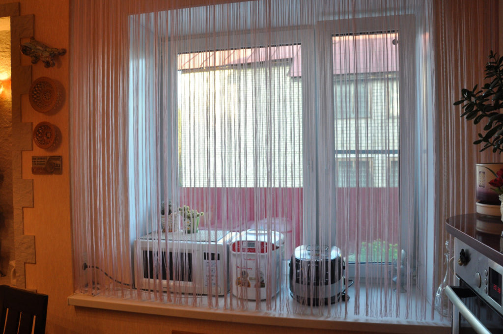 cortinas de filamentos nas espécies de fotos de cozinha