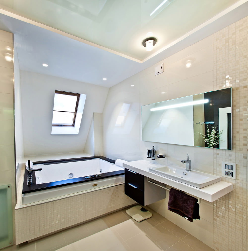 Stylish bathroom in a spacious attic