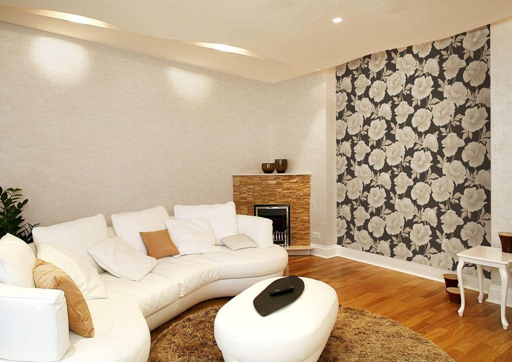 a combination of wallpaper in the interior