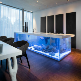 aquarium in appartement interieur ideeën