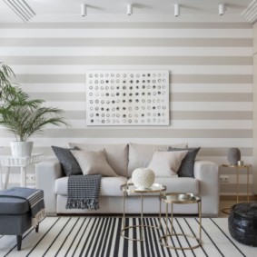Striped Living Room Wall Decoration