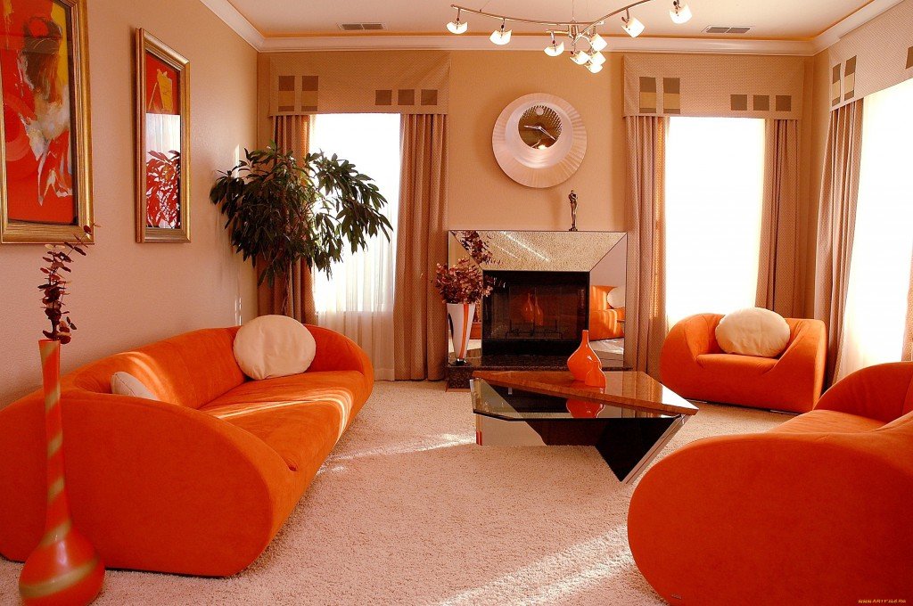 dizajn obývacej izby 17 m2 v oranžovej farbe