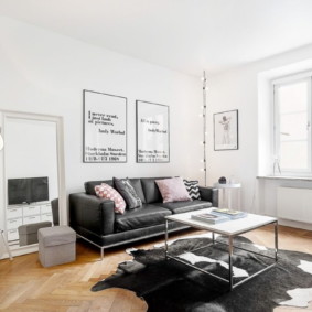 Návrh stien obývacej izby v škandinávskom štýle
