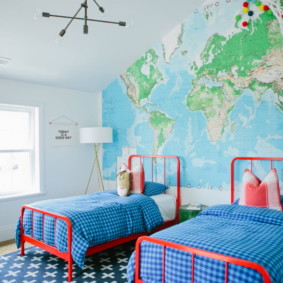 World map instead of wallpaper in the nursery