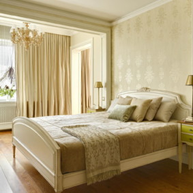 Mysigt sovrum i klassisk stil
