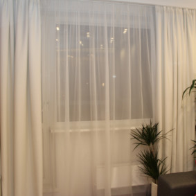 Light curtains made of synthetic fabric