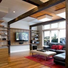 Veľkolepý dekor obývacej izby s prírodným drevom